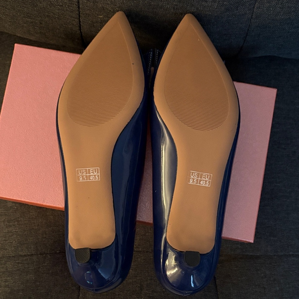 Elegant Navy Blue Women's Shoes - Picture 5 of 8